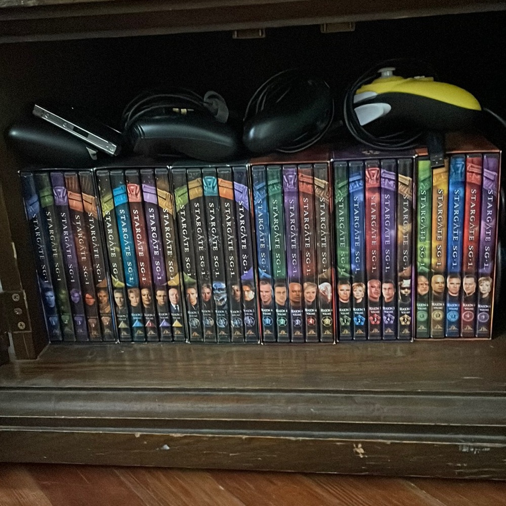 Stargate SG-1 Seasons 1-6 DVD